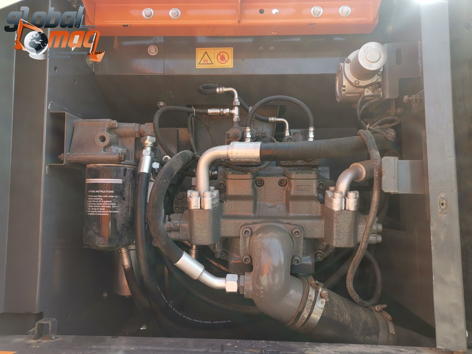 excavadora  marca  hitachi