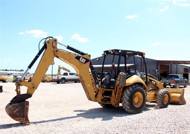 retroexcavadora pajarita 4x4 